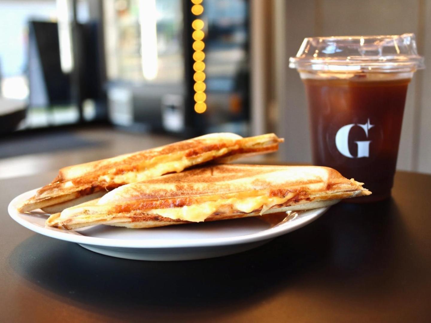Gems Yufuin Hotel And Spa Cafe Bar Экстерьер фото